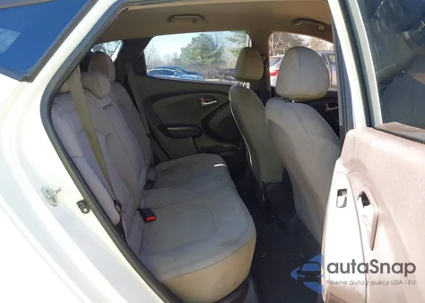 2012 Hyundai Tucson Gl z USA, uszkodzony, nr VIN KM8JT3AB6CU436325